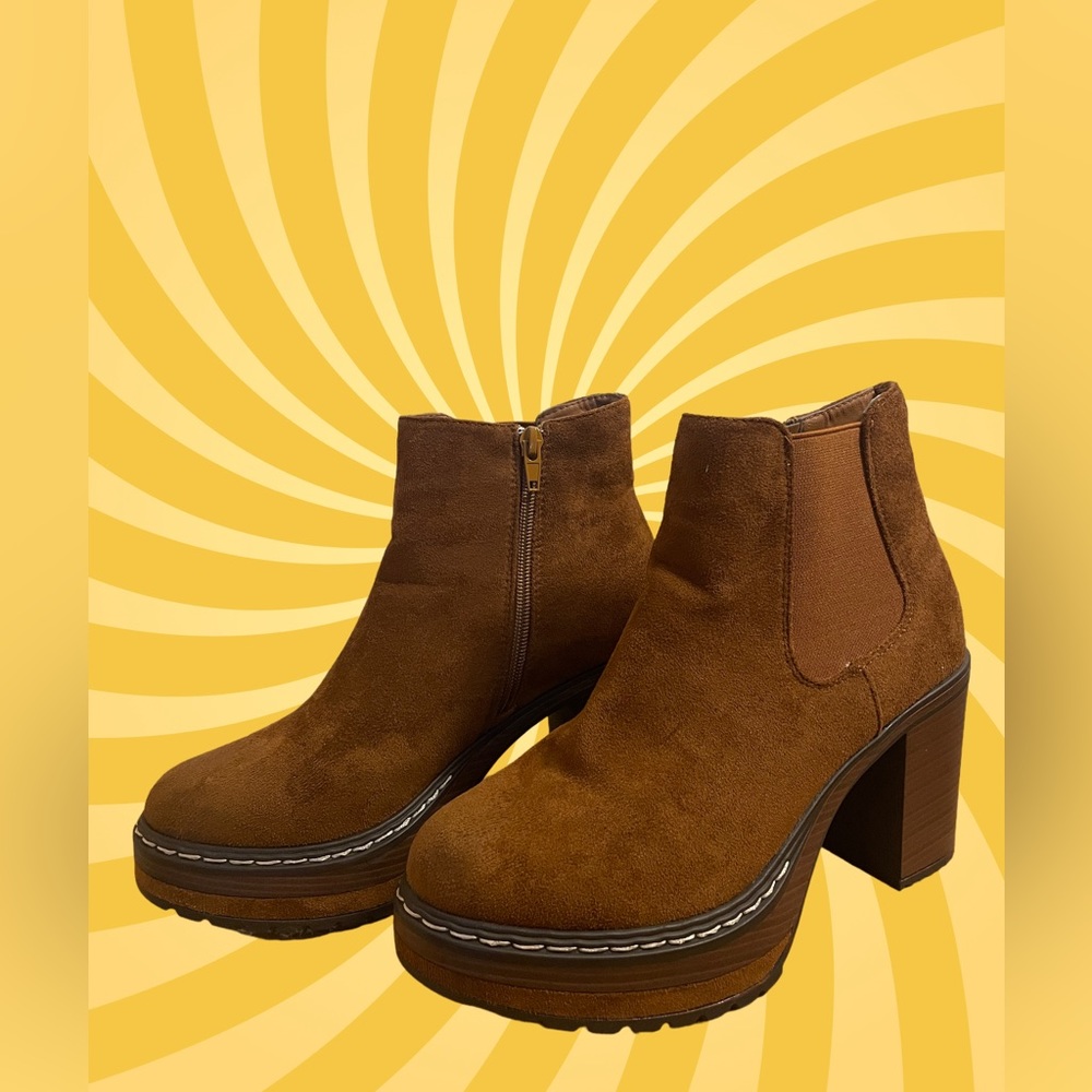 COPY - Platform suede ankle boots Altar’d state